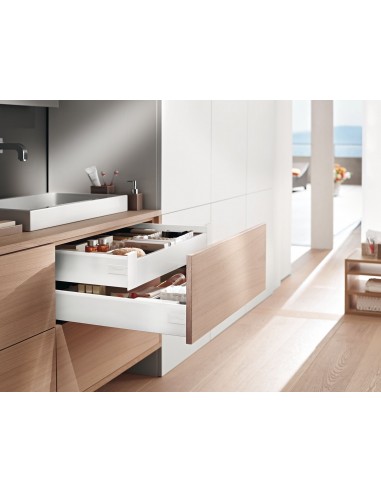 Blum Antaro White