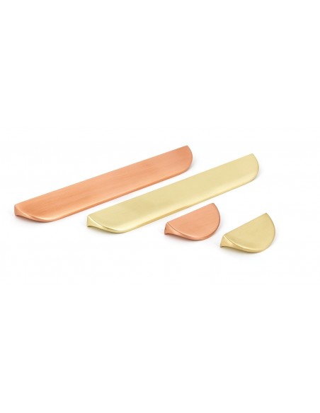 Nick Brushed Brass Door Handle, Finger pull door hardware for cabinets, 32/160mm centres