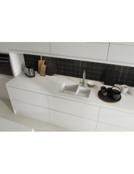 Avanti Opus High Gloss White J Pull Handle-less Doors