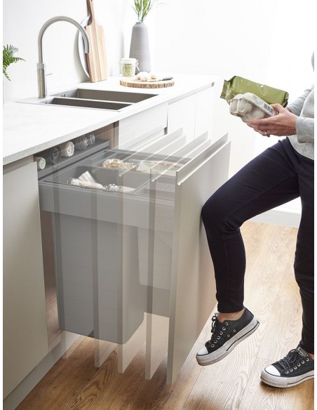 600mm ECO Top Waste Bin, Blum Softclosing, Door Fix 80L