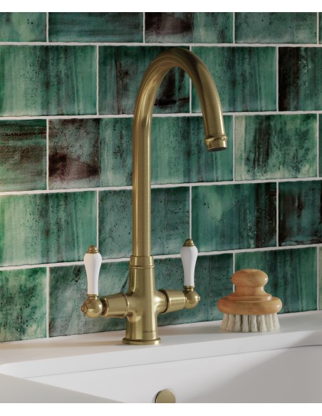 Clearwater Elegance Handspray Brass Brushed Kitchen Tap + Pull Out ELB20BB