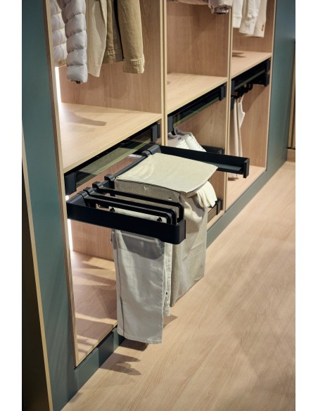 Kessebohmer Conero Laundry Bag & Clothes Pull-Out Washing Basket 457mm