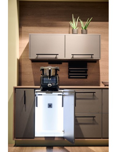 Kessebohmer ChefsTable Swivel Parallel 400-600mm Free Up Worktop Space KCHEFTABLE